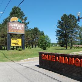 Auberge Godard: Nominingue şehrinde bir otel