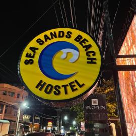 Sea Sands Beach Hostel, hotel v Negombu