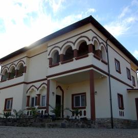 Vila Phoenix, hotell i Călimăneşti