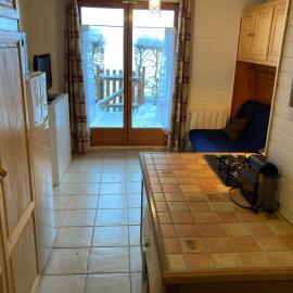 Appartement 2 pièces 5 pers pieds des pistes terrasse sans vis à vis, viešbutis mieste Bernė