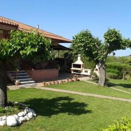 Lovely cottage with garden !!!!!