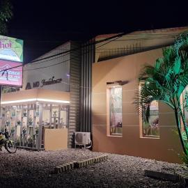 Providence Travellers Inn & Spa, отель в Тагбиларане