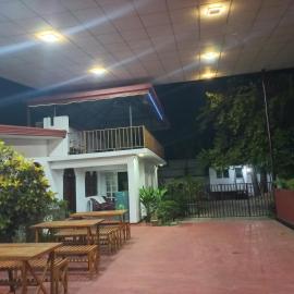 Mayura Rest Inn – hotel w mieście Tissamaharama