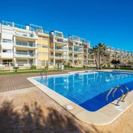 Villamartin Gardens Orihuela Costa, hotel in Los Dolses