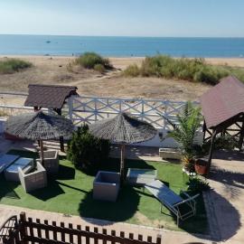Hostal Playa Mazagon (El Remo) – hotel w mieście Mazagón