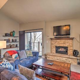 Walk to Chair Lift: Mtn-View Breckenridge Condo