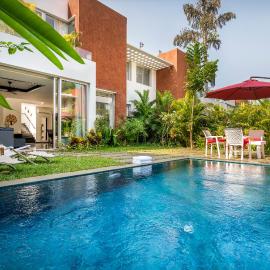 La Zamora by The Blue Kite - 3BHK Villas near Vagator & Anjuna Beach with Private Pool, Garden, Terrace & Security, готель у місті Assagao
