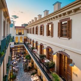 Ecole St. Pierre Hotel