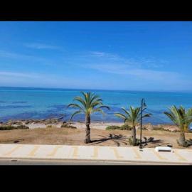 Apartamento en primera linea de mar.
