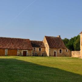 Manoir du Bois Joly - Gîte du Fournil, hotel a Margon