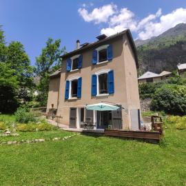 The Old School House, Les Ougiers, hotel in Vénosc