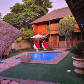 Lauren Palace Guest House, hotel din Vanderbijlpark