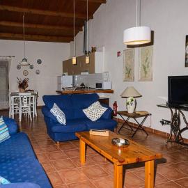 Habitour - Casa la Cenia