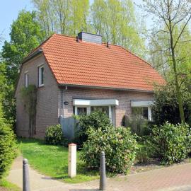 Holiday Home Tossens-8 by Interhome, hotel in Tossens