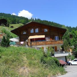 Apartment Chalet Seeberg by Interhome, ξενοδοχείο σε Lenk