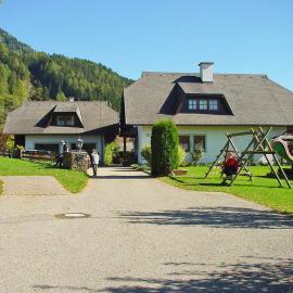 Apartment Schnitzer by Interhome, hotel in Seeboden