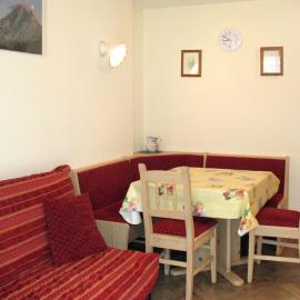 Apartment Spinel by Interhome, hotel in Campitello