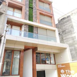 Krishna's Wood Villas, hótel í Kolhāpur