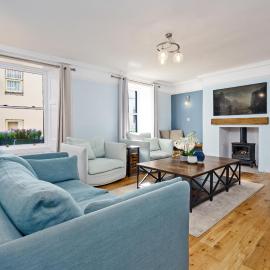 Clovelly House Relaxed Family Coastal Home, Hotel in Berwick-upon-Tweed