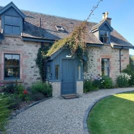 The Cottage, The Loch Ness Cottage Collection, hotel a Inverness