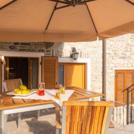 Holiday Home Rosa - VNA205 by Interhome: Perledo'da bir otel