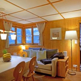 Chalet Zwärgli by Interhome โรงแรมในเวงเงน