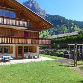 Apartment Laerchehus Ost by Interhome, hotel in Kandersteg