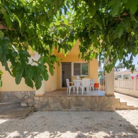 Holiday Home Fontibre by Interhome, hotel di Deltebre