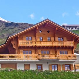 Chalet Godfrey by Interhome, hotel i Les Crosets