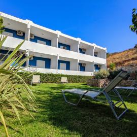 Viesnīca Mythos Apartments pilsētā Damnone