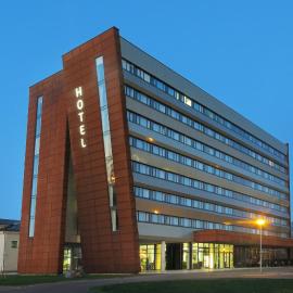 Aurora Hotel Klaipeda, מלון בקלייפדה