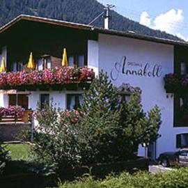 Gästehaus Annabell und Barbara, hotell sihtkohas Sautens