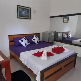 Paradise inn, hotel a Kamburagalla