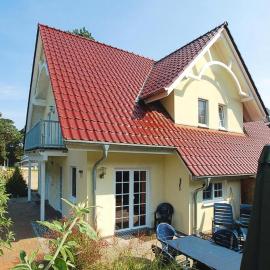 Doppelhaushälfte Bernsteinhaus I, Trassenheide, hotel a Trassenheide