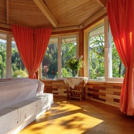 Хата Різьбяра - Закуток, hotel in Beloberëzka