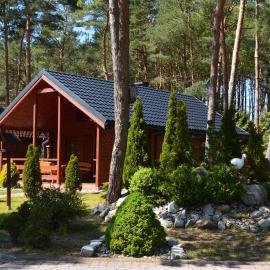Domki Pod Wydmami 40m od plaży, hotel in Dźwirzyno