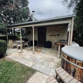 Rivendell Farm Estate, hotel u gradu 'Tambo Upper'