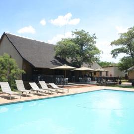 Ukutula Lion Lodge, hotel u gradu Brits