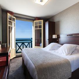 Ambassadeurs Logis Hotel, hotel em Saint Malo