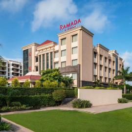 Ramada by Wyndham Varanasi Katesar, hotel v destinaci Váránasí