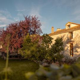 Casa Rural La Moderna، فندق في La Parrilla