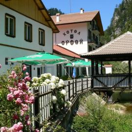 Семеен хотел Орфей, hotel i Teshel