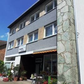 Hotel Linnert，魏特爾斯塔特的飯店