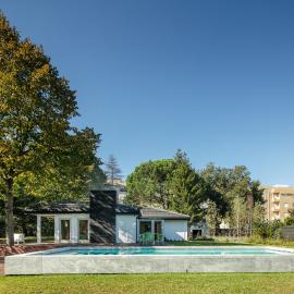 70's wood house, ξενοδοχείο σε Maia