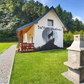 Domki Wilcze Siedlisko - Bieszczady, hotel in Hużele