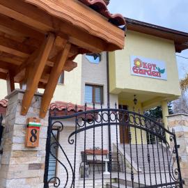 Kot Garden Guest House, Hotel in Saparewa Banja