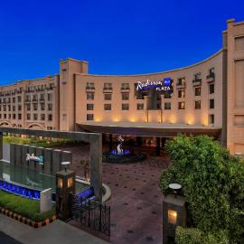 Viesnīca Radisson Blu Plaza Delhi Airport Ņūdeli