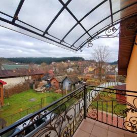 Апартаменти "Ілона" в центрі Східниці, hotel v destinácii Skhidnitsa