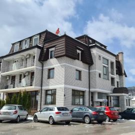 Hotel Damis, hotell sihtkohas Pale