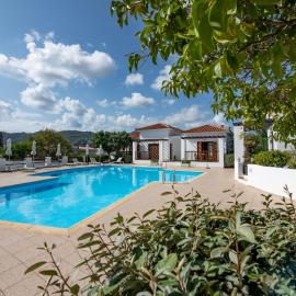 Skopelos Summer Homes, готель у місті Скопелос